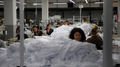 Muğla'da kurduğu tesiste 80 kadına istihdam sağlıyor