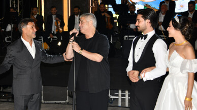 İzzet Yıldızhan'ın mutlu günü