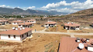 Yıl sonuna kadar 30 bin köy evi teslim edilecek