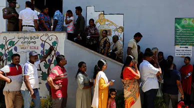 Sri Lanka'da sokağa çıkma yasağı ilan edildi