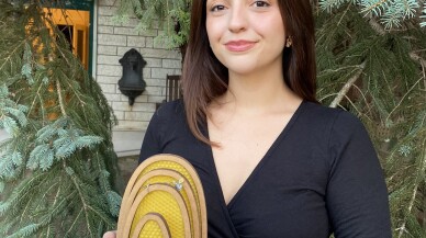 BİLGİ öğrencisi bal üretiminde verimliliği artırmak için arı kovanı tasarladı