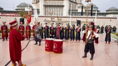 İstanbul'un Kurtuluşu'nun 101'inci yılı Taksim'de kutlandı