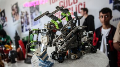 Adanalı gençlerin ürettiği "Bomba Avcısı" TEKNOFEST'te sergileniyor