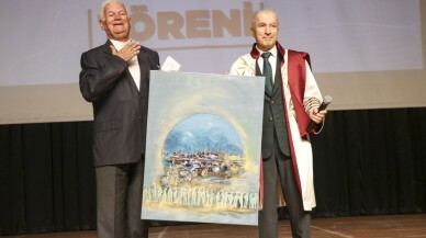 Ankara Hacı Bayram Veli Üniversitesinde yeni akademik yıl "sanat" temasıyla açıldı