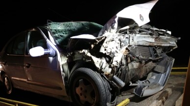 Ankara'da kamyona çarpan otomobildeki 2 kişi öldü