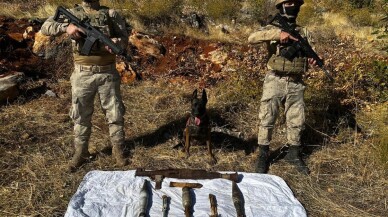 Bitlis'te patlayıcı düzeneği, silah ve mühimmat ele geçirildi