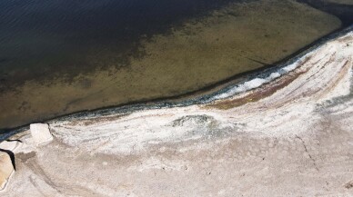 Ege Bölgesi'nin en büyük doğal gölü Bafa, kuraklığın etkisiyle çekildi