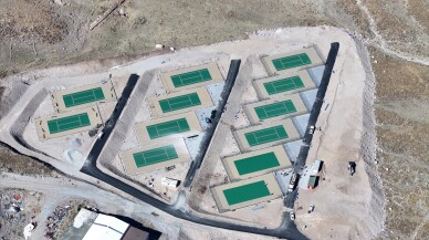 Erciyes'te 2 bin 300 rakımdaki kortlarda tenisçiler yetişecek