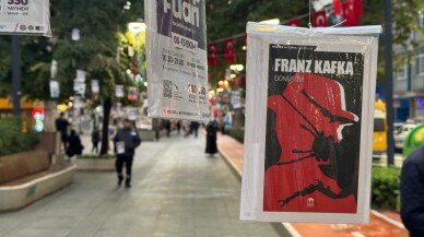 Kocaeli'de asırlık çınar ağaçları kitaplarla renklendi