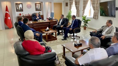 Memur-Sen Genel Başkanı Yalçın, Kırşehir'de Eğitim Bir-Sen'in 2 No'lu şubesinin açılışına katıldı