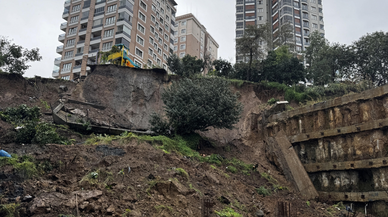 Rize'de toprak kayması