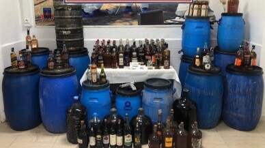 Tekirdağ'da 700 litre sahte içki ele geçirildi
