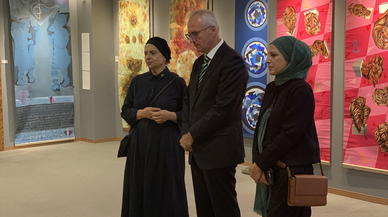 Türk sanatçıların "Güncel Fermanlar" sergisi Tokyo'da açıldı