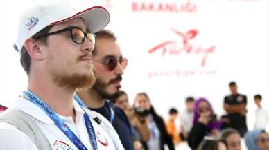 YTB desteğiyle Türk dünyasının gençleri TEKNOFEST'te bir araya geldi