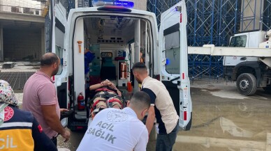 Devrilen platformdan düşen 2 işçi yaralandı
