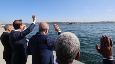 Cumhurbaşkanı Erdoğan, Oruç Reis'i Somali'ye uğurladı