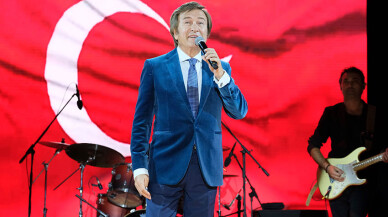 Erol Evgin ile 101. Yıl coşkusu