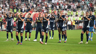 Fenerbahçe, Manchester United'ı ağırlayacak
