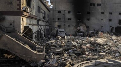 İsrail'in saldırısında 62 kişi hayatını kaybetti