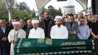 Son yolculuğuna uğurlandı! 7 yaşındaki kızını görenler...