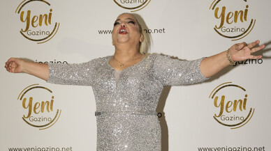 Kibariye alkış yağmuruna tutuldu