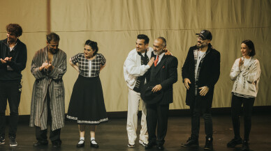 28. İstanbul Tiyatro Festivali perdeleri “Müfettişler” Oyunu ile Açtı