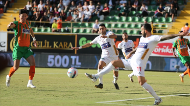 Antalyaspor, Alanyaspor'u 2-1 mağlup etti