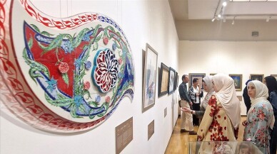 "Zamanını Aşan Miras: İpek Yolu" sergi ve paneli Özbekistan'da başladı