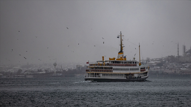 İstanbul'da vapur seferlerine hava engeli