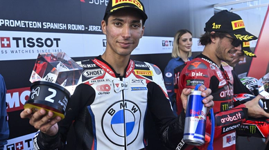 Toprak Razgatlıoğlu zirvede bitirdi