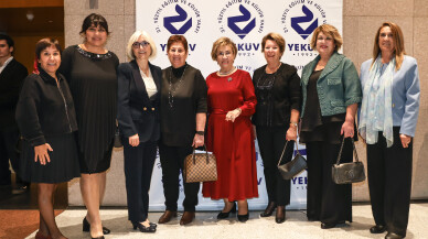 Ünlü besteci annesi adına eğitim fonu açtı