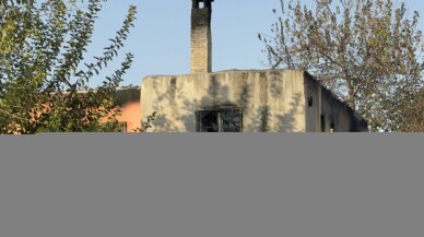 Adana'da çıkan yangında müstakil ev kullanılamaz hale geldi