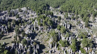 Antalya'nın coğrafi güzelliği "Adam Kayalar" turistlerin uğrak noktası oldu