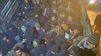 Bitlis'te 108 düzensiz göçmen sınır dışı edildi