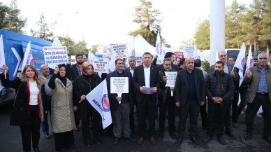 Diyarbakır'da bazı belediyelerde işten çıkarılan işçilerin eylemi sürüyor
