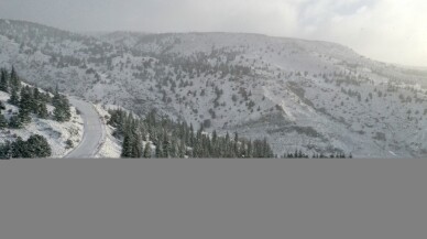 Eskişehir'in yüksek kesimleri beyaza büründü