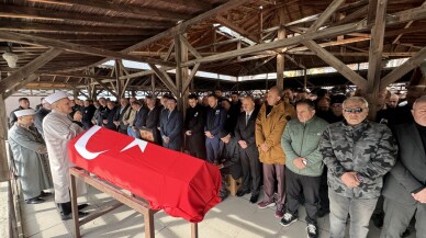 Gölette ölü bulunan eski belediye başkanının cenazesi toprağa verildi