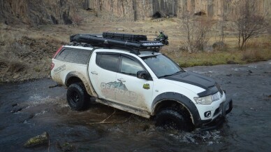 Hınıs Kanyonu'nda bisiklet, off-road ve ATV turu yapıldı