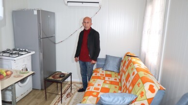 Iğdır'da barakada yaşayan vatandaşa konteyner ev verildi