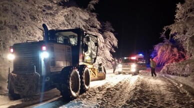 Kar nedeniyle köylerinde mahsur kalan iki hasta kurtarıldı