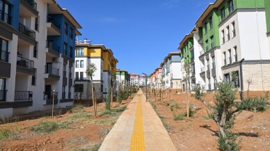 Konutlarına kavuşan afetzedeler kendilerini güvende hissediyor