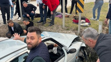 Su kanalına düşen otomobilin sürücüsü öldü, 3 kişi yaralandı
