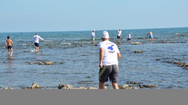 Van Gölü çekildi kalıntılar ortaya çıktı