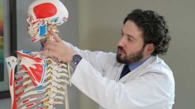 Boyun kütletme işlemleri felce yol açabilir