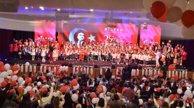 Bilfen Anaokulları'nda Cumhuriyet'in ikinci yüz yılının ilk bayramı kutlandı