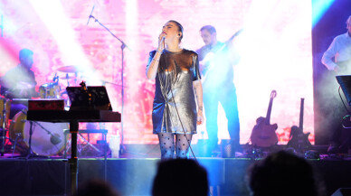 Ceylan Ertem'den Sezen Aksu sürprizi