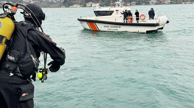 İstanbul Beşiktaş'ta denizde kaybolan 2 kardeşi arama çalışmaları sürüyor