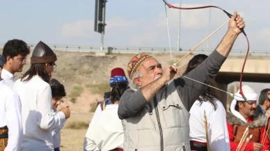 62 yaşındaki okçu hedefi 12'den vuruyor