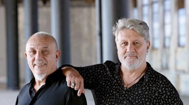 Grup Gündoğarken'in efsanevi şarkılarına yeni nesil yorumları!