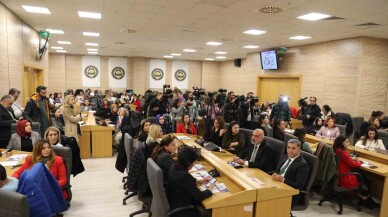 Diyarbakır'da "Ekonomide Kadın Çalıştayı" düzenlendi